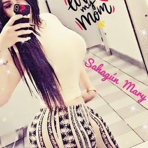 Meet your Posher, Eyram